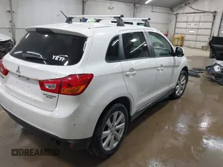 2014 Mitsubishi Outlander Sport ES with VIN 4A4AP3AU8EE001743, listed as a IAAI auction lot 41997480 with 135,424 mi miles. Bid and sale history available at carsss.com. Image 4.