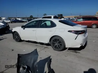 2021 Toyota Camry SE Nightshade with VIN 4T1G11AK6MU477558, listed as a Copart auction lot 46234885 with 77,049 mi miles and Salvage Title. Bid and sale history available at carsss.com. Image 2.