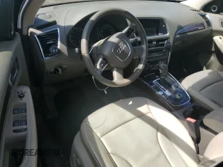 2012 Audi Q5 Premium Plus z VIN WA1LFAFP7CA048545, wystawiony jako Copart lot #51702515 z przebiegiem Nie podano mil oraz Czysty tytuł • Clean title. Historia ofert i sprzedaży dostępna na DreamBid. Obrazek 8.