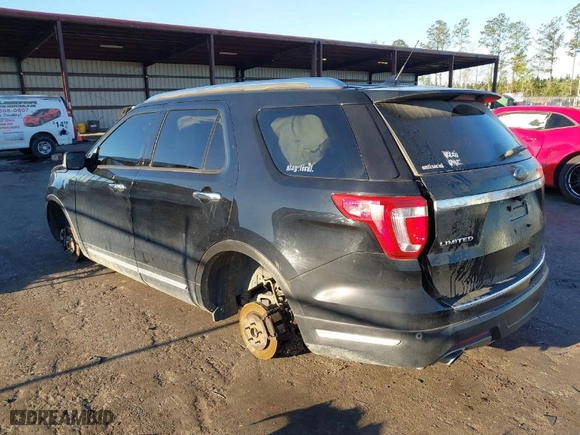 2018 Ford Explorer Limited with VIN 1FM5K7F85JGA98906, listed as a IAAI auction lot 41810426 with 162,429 mi miles. Bid and sale history available at carsss.com. Image 3.