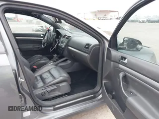 2007 Volkswagen Jetta Sedan GLI 2.0L Turbo with VIN 3VWXJ71K57M095261, listed as a IAAI auction lot 41495424 with 246,772 mi miles. Bid and sale history available at carsss.com. Image 5.