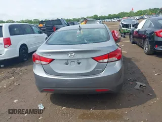 2012 Hyundai Elantra GLS с VIN KMHDH4AE8CU373419, выставлен на аукционе IAAI как лот 42356166 с пробегом 76 259 миль миль и . История ставок и продаж доступна на DreamBid. Изображение 17.