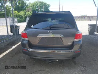 2013 Toyota Highlander Limited with VIN 5TDDK3EH2DS272953, listed as a IAAI auction lot 42582802 with 144,482 mi miles and . Bid and sale history available at DreamBid. Image 16.