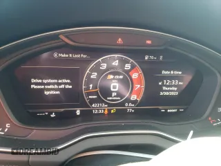 2018 Audi SQ5 Prestige with VIN WA1C4AFY7J2239811, listed as a Copart auction lot 46644033 with 42,212 mi miles. Bid and sale history available at carsss.com. Image 9.