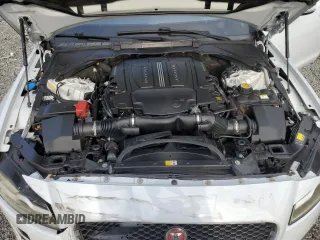 2016 Jaguar XF 35t Prestige with VIN SAJBE4BV6GCY13475, listed as a Copart auction lot 68236854 with 85,026 mi miles and Salvage Title. Bid and sale history available at carsss.com. Image 12.