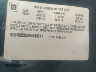 1998 Oldsmobile 88 LS z VIN 1G3HN52K5W4849011, wystawiony jako IAAI lot #42153650 z przebiegiem 171 969 mil mil oraz . Historia ofert i sprzedaży dostępna na DreamBid. Obrazek 9.