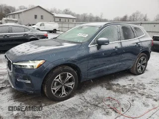 2022 Volvo XC60 Momentum with VIN YV4L12RK4N1909366, listed as a Copart auction lot 44755495 with 29,864 mi miles and Salvage Title. Bid and sale history available at carsss.com. Image 1.