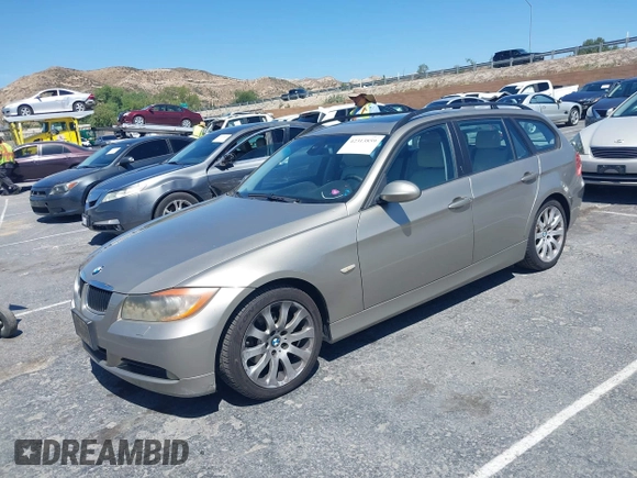 2007 BMW 3 Series 328xi z VIN WBAVT73507FZ36573, wystawiony jako IAAI lot #42313859 z przebiegiem 161 151 mil mil oraz . Historia ofert i sprzedaży dostępna na DreamBid. Obrazek 2.