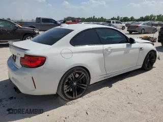 2018 BMW M2 z VIN WBS1J5C51JVD36522, wystawiony jako Copart lot #61423854 z przebiegiem 57 933 mil mil oraz Szkoda całkowita • Salvage title. Historia ofert i sprzedaży dostępna na DreamBid. Obrazek 3.