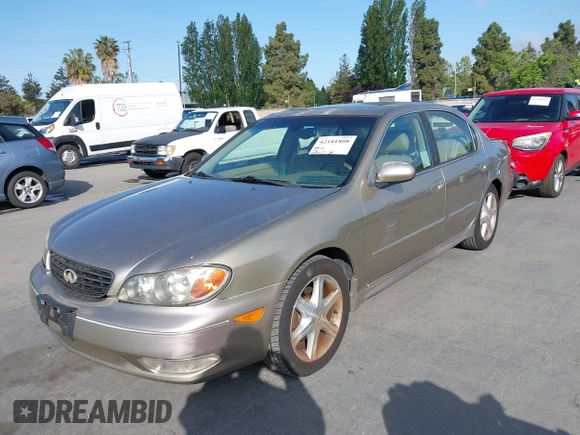 2004 Infiniti I35 with VIN JNKDA31A74T209228, listed as a IAAI auction lot 42181808 with 202,647 mi miles. Bid and sale history available at carsss.com. Image 6.