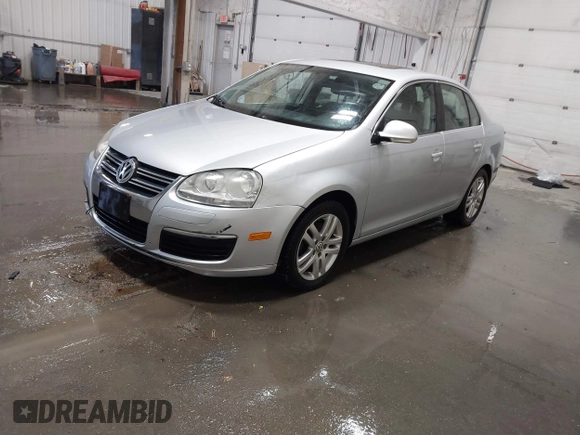 2007 Volkswagen Jetta 2.5 с VIN 3VWDF71K47M018384, выставлен на аукционе IAAI как лот 41400272 с пробегом 103 582 миль миль и . История ставок и продаж доступна на DreamBid. Изображение 17.
