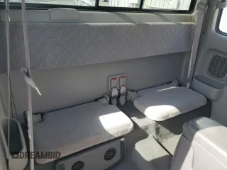 2002 Toyota Tacoma z VIN 5TEVL52N72Z007081, wystawiony jako Copart lot #52008995 z przebiegiem 218 910 mil mil oraz Szkoda całkowita • Salvage title. Historia ofert i sprzedaży dostępna na DreamBid. Obrazek 10.