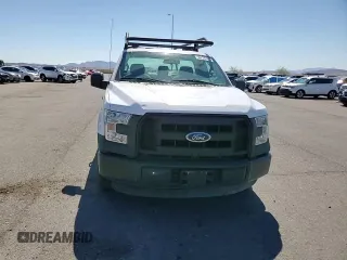2016 Ford F-150 XL z VIN 1FTMF1C85GKD82208, wystawiony jako Copart lot #56294825 z przebiegiem 173 922 mil mil oraz Szkoda całkowita • Salvage title. Historia ofert i sprzedaży dostępna na DreamBid. Obrazek 13.