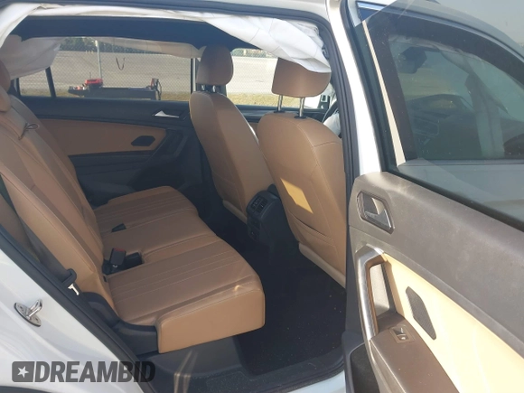 2024 Volkswagen Tiguan SE with VIN 3VV3B7AX3RM120298, listed as a IAAI auction lot 41862454 with Not provided miles and . Bid and sale history available at DreamBid. Image 8.