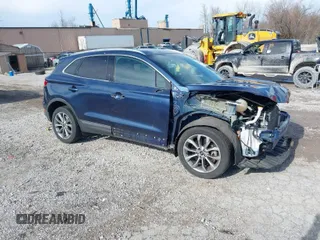 2017 Lincoln MKC Select with VIN 5LMCJ2D94HUL50145, listed as a IAAI auction lot 41620695 with 100,331 mi miles and . Bid and sale history available at DreamBid. Image 1.