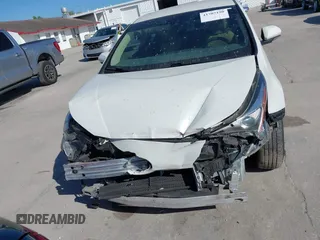2017 Toyota Prius Two z VIN JTDKARFU0H3043350, wystawiony jako IAAI lot #41707190 z przebiegiem 145 542 mil mil oraz . Historia ofert i sprzedaży dostępna na DreamBid. Obrazek 12.
