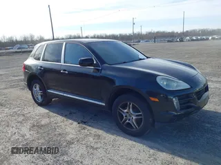 2010 Porsche Cayenne z VIN WP1AA2AP1ALA01214, wystawiony jako IAAI lot #41714362 z przebiegiem Nie podano mil oraz . Historia ofert i sprzedaży dostępna na DreamBid. Obrazek 1.