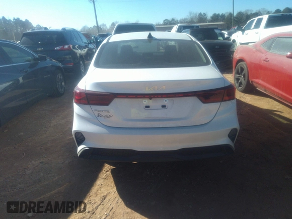 2024 Kia Forte LXS with VIN 3KPF24ADXRE833399, listed as a IAAI auction lot 41327658 with 6,360 mi miles. Bid and sale history available at carsss.com. Image 17.