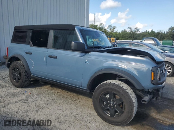 2024 Ford Bronco with VIN 1FMEE1BP7RLA20924, listed as a Copart auction lot 69381544 with 8,042 mi miles and Salvage title. Bid and sale history available at DreamBid. Image 4.
