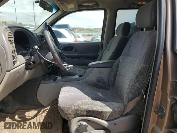 2003 Chevrolet TrailBlazer LS with VIN 1GNDT13SX32240071, listed as a Copart auction lot 52733205 with 193,683 mi miles and Salvage Title. Bid and sale history available at DreamBid. Image 7.