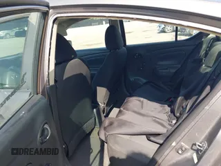 2016 Nissan Versa S с VIN 3N1CN7AP3GL877696, выставлен на аукционе IAAI как лот 42660396 с пробегом 147 182 миль миль и . История ставок и продаж доступна на DreamBid. Изображение 8.