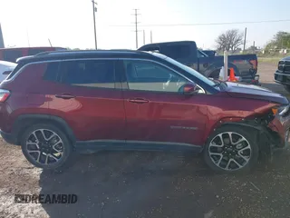 2020 Jeep Compass Limited z VIN 3C4NJCCB5LT218640, wystawiony jako IAAI lot #41218825 z przebiegiem 48 097 mil mil oraz . Historia ofert i sprzedaży dostępna na DreamBid. Obrazek 13.
