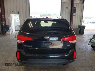 2014 Kia Sorento LX with VIN 5XYKTCA64EG541574, listed as a IAAI auction lot 42067910 with 144,234 mi miles and . Bid and sale history available at carsss.com. Image 16.