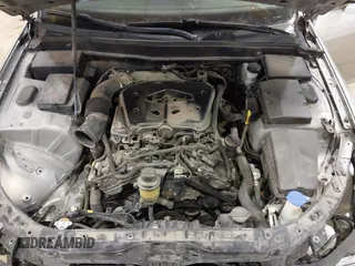 2013 Hyundai Genesis 3.8L with VIN KMHGC4DD5DU250581, listed as a IAAI auction lot 41531115 with 1 mi miles. Bid and sale history available at carsss.com. Image 10.