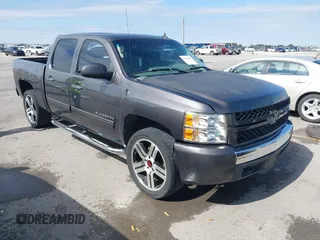 2011 Chevrolet Silverado 1500 LS with VIN 3GCPCREA2BG299534, listed as a IAAI auction lot 40703559 with 148,717 mi miles and . Bid and sale history available at DreamBid. Image 1.