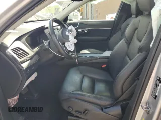 2020 Volvo XC90 Momentum z VIN YV4102PK3L1571551, wystawiony jako Copart lot #57989225 z przebiegiem 48 633 mil mil oraz Szkoda całkowita • Salvage title. Historia ofert i sprzedaży dostępna na DreamBid. Obrazek 7.
