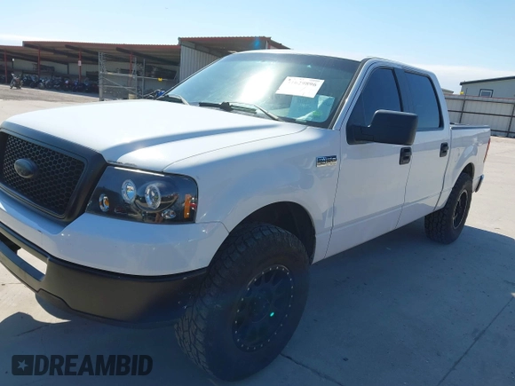2007 Ford F-150 XLT with VIN 1FTRW12W07KB72332, listed as a IAAI auction lot 41629896 with 187,426 mi miles. Bid and sale history available at carsss.com. Image 2.