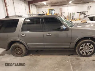 2012 Ford Expedition Limited с VIN 1FMJU2A58CEF01512, выставлен на аукционе IAAI как лот 41866654 с пробегом 182 813 миль миль и . История ставок и продаж доступна на DreamBid. Изображение 13.