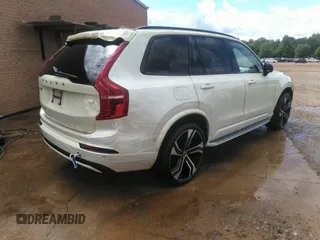 2022 Volvo XC90 R-Design with VIN YV4BR0CM1N1808448, listed as a IAAI auction lot 41196028 with 42,062 mi miles and . Bid and sale history available at DreamBid. Image 4.