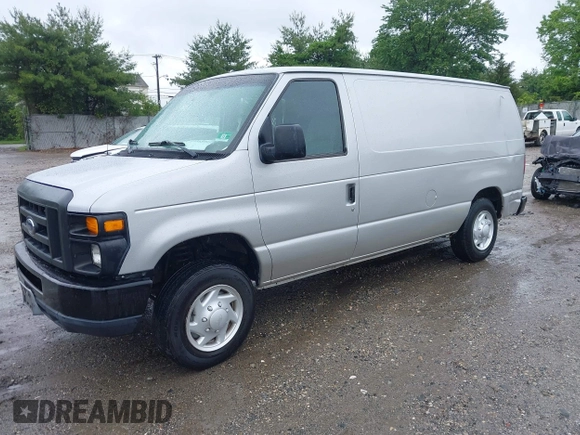 2008 Ford Econoline Cargo Commercial z VIN 1FTNE14W08DA28087, wystawiony jako IAAI lot #42365041 z przebiegiem 135 182 mil mil oraz . Historia ofert i sprzedaży dostępna na DreamBid. Obrazek 2.
