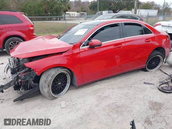 2019 Mercedes-Benz A 220 with VIN WDD3G4EB4KW016198, listed as a IAAI auction lot 41334708 with Not Provided miles and . Bid and sale history available at DreamBid. Image 17.