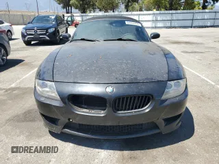 2006 BMW Z4 3.0si z VIN 4USBU53586LX01503, wystawiony jako Copart lot #64244495 z przebiegiem 116 616 mil mil oraz Szkoda całkowita • Salvage title. Historia ofert i sprzedaży dostępna na DreamBid. Obrazek 5.