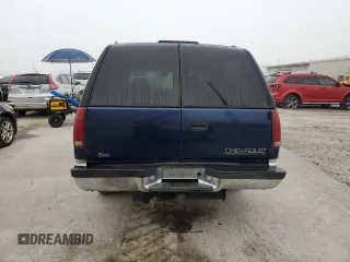 1996 Chevrolet Suburban with VIN 1GNEC16R8TJ359059, listed as a Copart auction lot 86344584 with 390,115 mi miles and Salvage Title. Bid and sale history available at carsss.com. Image 6.