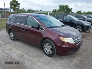2012 Honda Odyssey LX z VIN 5FNRL5H2XCB137910, wystawiony jako IAAI lot #42137914 z przebiegiem 208 112 mil mil oraz . Historia ofert i sprzedaży dostępna na DreamBid. Obrazek 1.