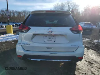 2017 Nissan Rogue SL with VIN 5N1AT2MV1HC807727, listed as a Copart auction lot 42652085 with 111,093 mi miles and Salvage title. Bid and sale history available at DreamBid. Image 6.