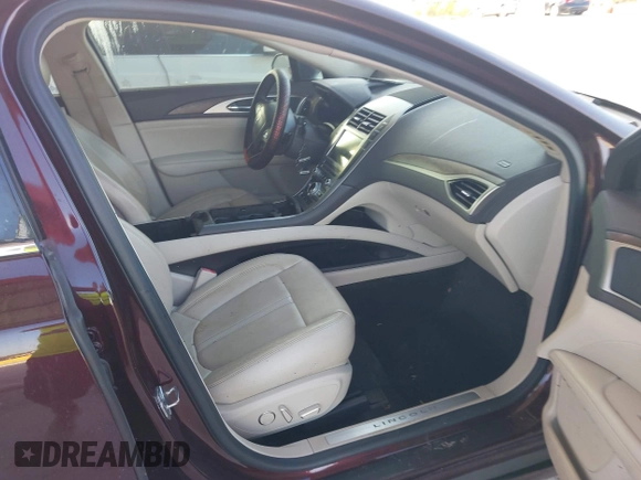 2017 Lincoln MKZ Select with VIN 3LN6L5C98HR600572, listed as a IAAI auction lot 39682039 with 89,283 mi miles. Bid and sale history available at carsss.com. Image 5.