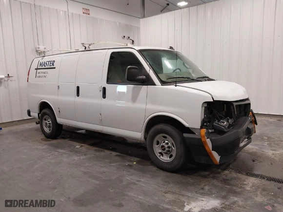 2019 GMC Savana Cargo Van with VIN 1GTW7AFG2K1300474, listed as a IAAI auction lot 41601074 with 85,158 mi miles. Bid and sale history available at carsss.com. Image 1.