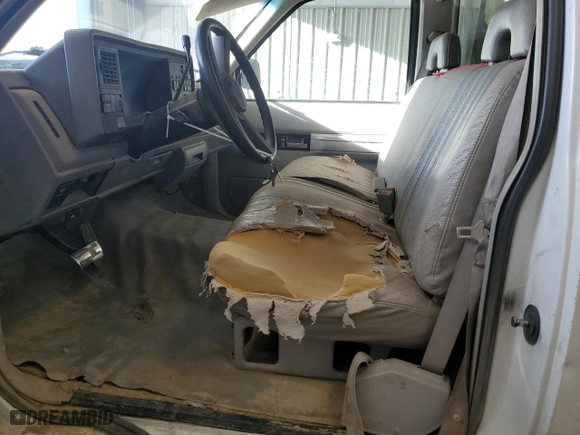 1994 Chevrolet C/K 2500 with VIN 1GCFC24K9RE267520, listed as a Copart auction lot 75743514 with 122,682 mi miles and Clean Title. Bid and sale history available at carsss.com. Image 7.