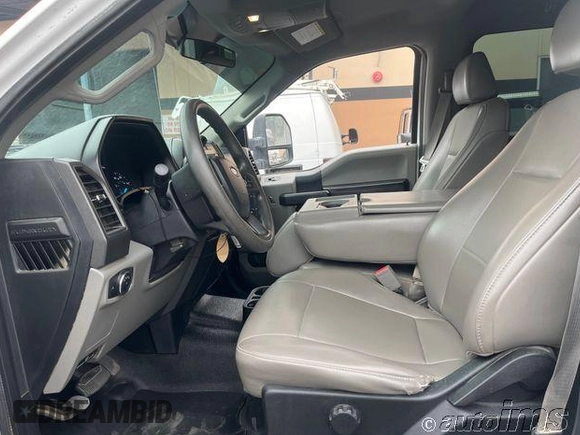 2019 Ford F-250 XL with VIN 1FT7W2BT0KED34616, listed as a IAAI auction lot 42730086 with 58,175 mi miles and . Bid and sale history available at DreamBid. Image 8.