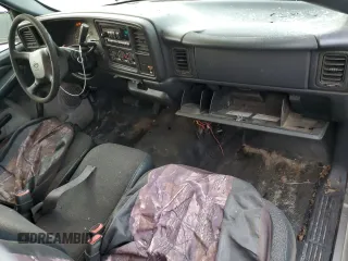 1999 Chevrolet Silverado 1500 with VIN 1GCEC14W2XZ136766, listed as a Copart auction lot 79644034 with 407,072 mi miles and Salvage Title. Bid and sale history available at carsss.com. Image 8.