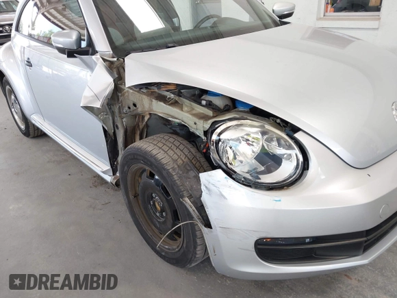 2015 Volkswagen Beetle Fleet Edition with VIN 3VWF17AT3FM654647, listed as a IAAI auction lot 42336350 with 44,312 mi miles and . Bid and sale history available at DreamBid. Image 6.