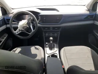2024 Volkswagen Taos SE z VIN 3VVEX7B22RM129667, wystawiony jako Copart lot #55616565 z przebiegiem Nie podano mil oraz Nie do naprawy • Non repairable. Historia ofert i sprzedaży dostępna na DreamBid. Obrazek 8.