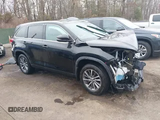 2019 Toyota Highlander SE with VIN 5TDJZRFH3KS732604, listed as a IAAI auction lot 41660910 with Not provided miles and . Bid and sale history available at DreamBid. Image 1.