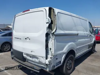 2020 Ford Transit Cargo с VIN 1FTBR1Y84LKB37403, выставлен на аукционе IAAI как лот 42501372 с пробегом 108 257 миль миль и . История ставок и продаж доступна на DreamBid. Изображение 6.