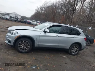2016 BMW X5 xDrive50i with VIN 5UXKR6C53G0J83329, listed as a IAAI auction lot 41150598 with 81,136 mi miles. Bid and sale history available at carsss.com. Image 14.