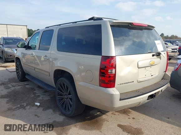 2008 Chevrolet Suburban 3LT z VIN 3GNFC16078G113201, wystawiony jako IAAI lot #41600115 z przebiegiem 190 383 mil mil oraz . Historia ofert i sprzedaży dostępna na DreamBid. Obrazek 3.